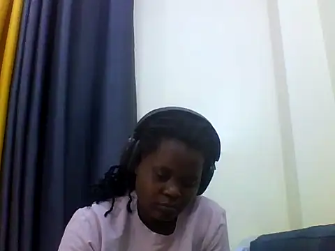 Snapshot of ladar chatting on 05.29.26 ladar online show from 05.29.26