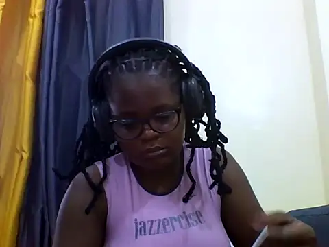 Snapshot of ladar chatting on 06.22.26 ladar online show from 06.22.26