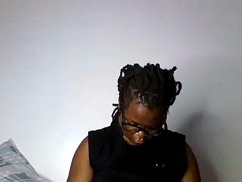 Snapshot of ladar chatting on 07.14.26 ladar online show from 07.14.26