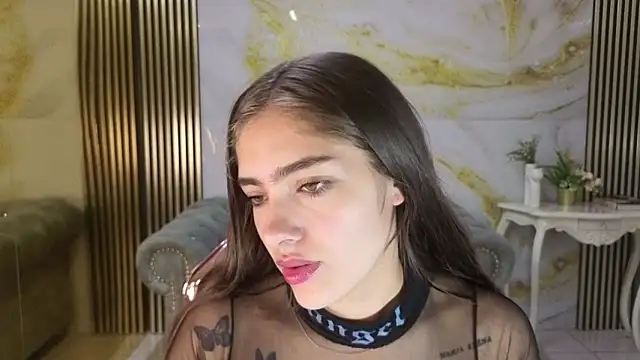 Snapshot of Valeriaa_s chatting on 05.25.26 Valeriaa s online show from 05.25.26