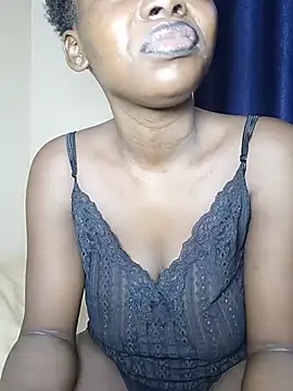 Snapshot of Sexymaurine chatting on 07.14.26 Sexymaurine online show from 07.14.26