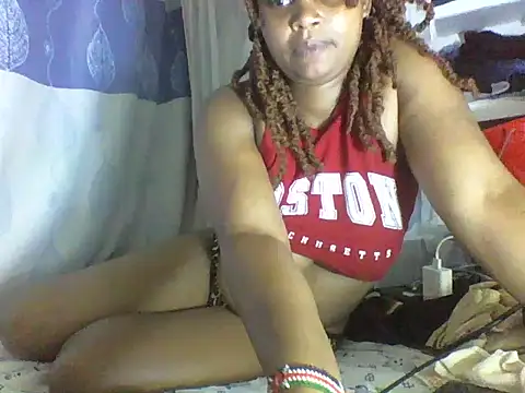 Snapshot of juicy_naughty chatting on 07.17.26 juicy naughty online show from 07.17.26