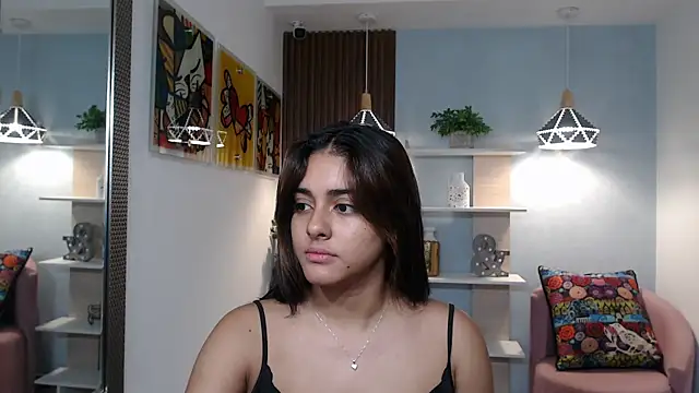 Snapshot of _Lucy_Grey_ chatting on 07.04.26 Lucy Grey online show from 07.04.26