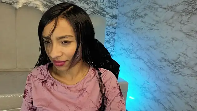Snapshot of Adarasuri_v chatting on 06.09.26 Adarasuri v online show from 06.09.26