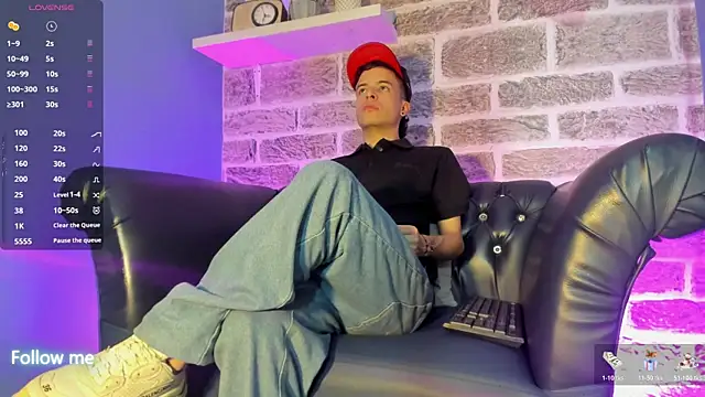 Snapshot of kevinn_bluee chatting on 05.25.26 kevinn bluee online show from 05.25.26