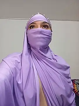 Snapshot of Samira_1 chatting on 06.14.26 Samira 1 online show from 06.14.26