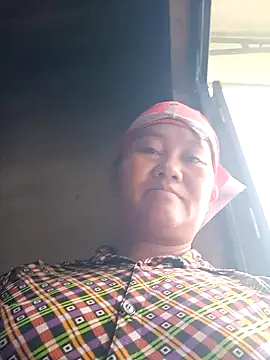 Snapshot of Jiju-min chatting on 06.17.26 Jiju-min online show from 06.17.26