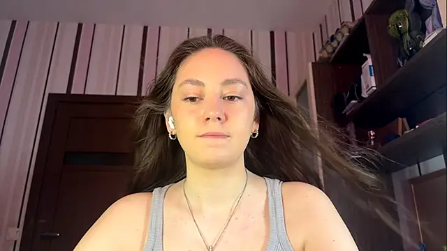 Snapshot of EllieNorth chatting on 05.27.26 EllieNorth online show from 05.27.26