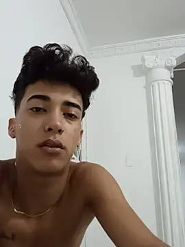 boy max latin online show from 07.10.26