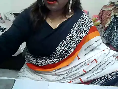 Snapshot of bavleen-kaur chatting on 07.14.26 bavleen-kaur online show from 07.14.26