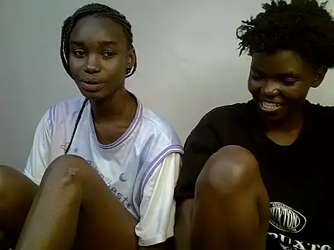 Snapshot of Vsexie chatting on 06.12.26 Vsexie online show from 06.12.26