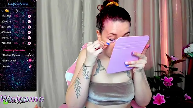Snapshot of Arya_Curves chatting on 06.05.26 Arya Curves online show from 06.05.26