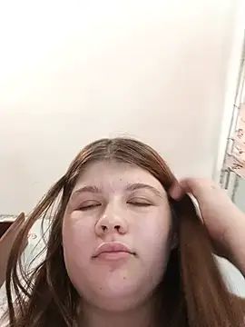 Snapshot of Georgina_Mimi chatting on 05.24.26 Georgina Mimi online show from 05.24.26