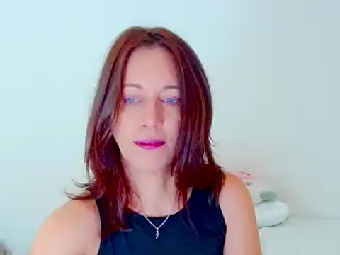 Snapshot of anapereira1 chatting on 07.14.26 anapereira1 online show from 07.14.26