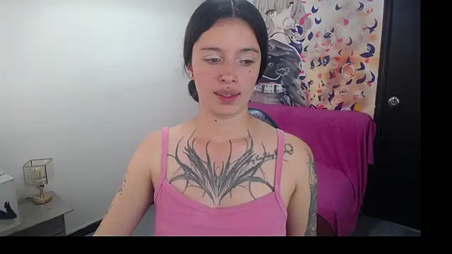 Lucia evans22 online show from 06.17.26