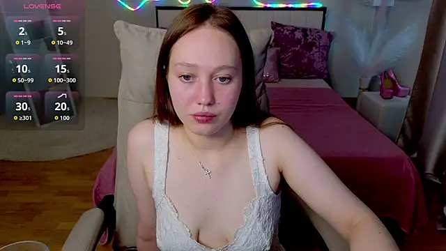 Snapshot of TinaShelton chatting on 06.10.26 TinaShelton online show from 06.10.26