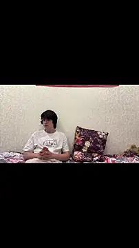 Snapshot of CryBabyVital chatting on 05.29.26 CryBabyVital online show from 05.29.26
