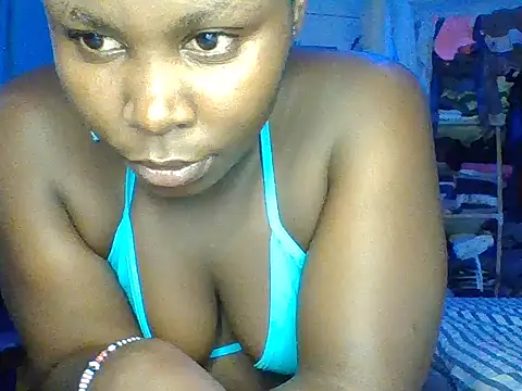 Snapshot of Chocolatesmiles chatting on 05.24.26 Chocolatesmiles online show from 05.24.26