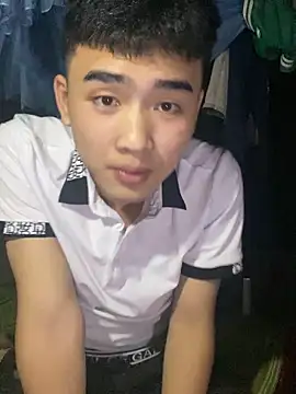 Snapshot of luonghoanganhh chatting on 05.24.26 luonghoanganhh online show from 05.24.26