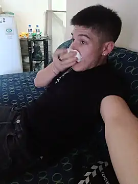 Snapshot of Oliver_LA chatting on 07.15.26 Oliver LA online show from 07.15.26