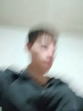 Snapshot of Oliver_LA chatting on 07.24.26 Oliver LA online show from 07.24.26