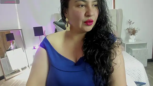 JadeBellee online show from 06.16.26