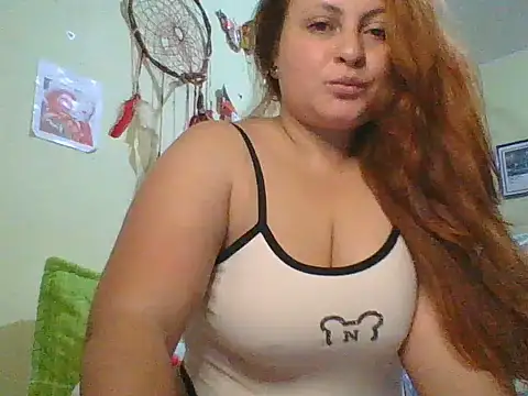 Snapshot of LafresaAmor chatting on 06.29.26 LafresaAmor online show from 06.29.26