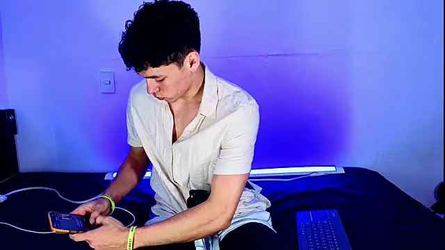 Luke Muscle online show from 05.26.26