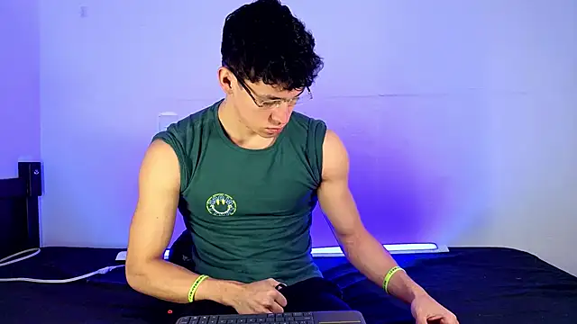 Luke Muscle online show from 05.28.26