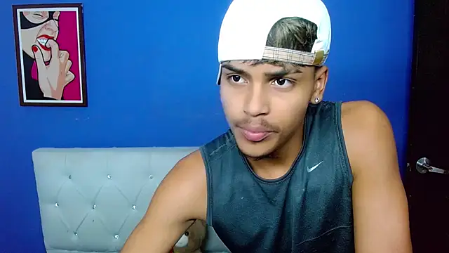 Snapshot of Angel_foxc13 chatting on 06.09.26 Angel foxc13 online show from 06.09.26