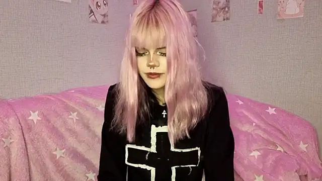 VelvetAlice online show from 06.07.26