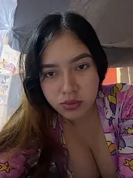 Snapshot of LuxuryCoupleX chatting on 05.23.26 LuxuryCoupleX online show from 05.23.26