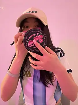Snapshot of enen-123 chatting on 06.12.26 enen-123 online show from 06.12.26