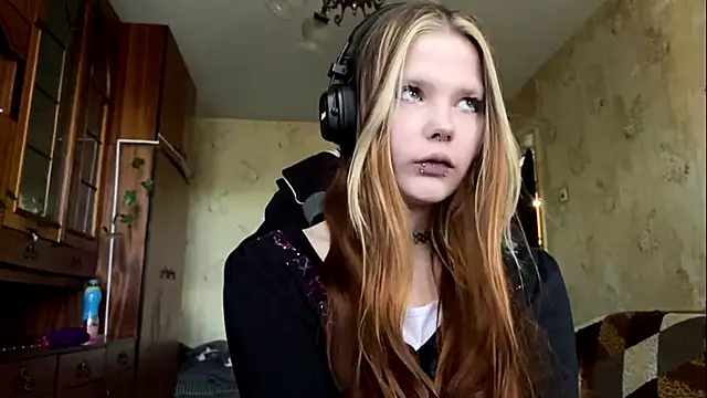 Snapshot of SusanaLeichty chatting on 05.23.26 SusanaLeichty online show from 05.23.26