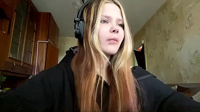 Snapshot of SusanaLeichty chatting on 05.24.26 SusanaLeichty online show from 05.24.26