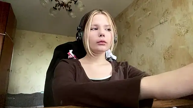 Snapshot of SusanaLeichty chatting on 05.28.26 SusanaLeichty online show from 05.28.26