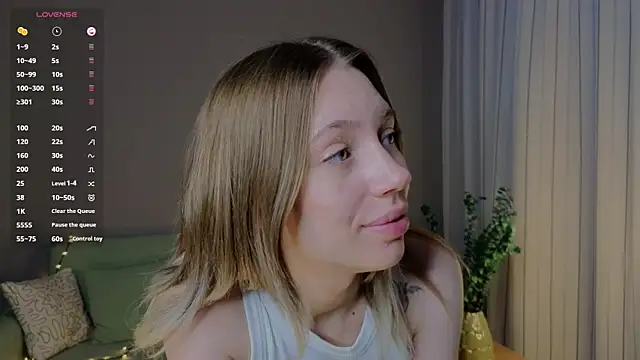 BlondeKelly online show from 06.30.26
