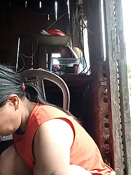 Snapshot of Elfledaa chatting on 07.05.26 Elfledaa online show from 07.05.26