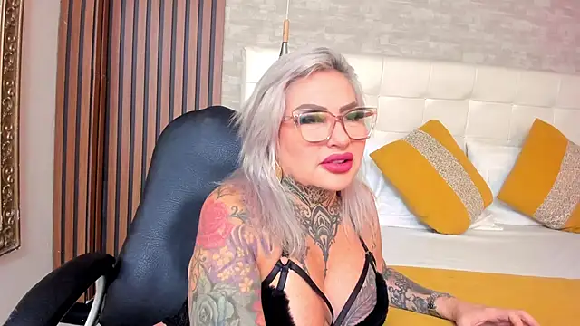 ArianaMora online show from 05.30.26