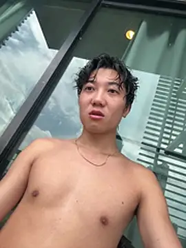 YourBadboy718 online show from 07.10.26