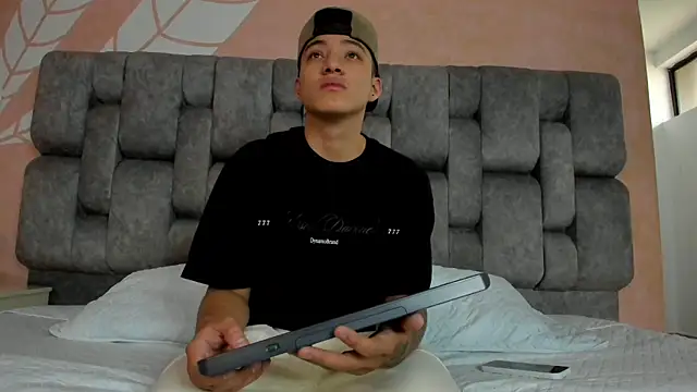 wesley boyy  online show from 05.29.26