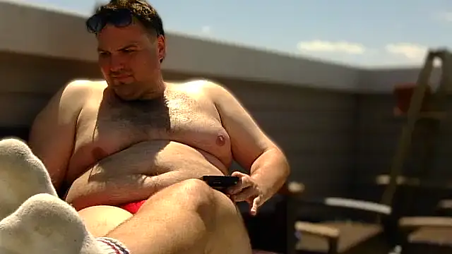 Snapshot of ChubbyGayBigFeet chatting on 05.29.26 ChubbyGayBigFeet online show from 05.29.26