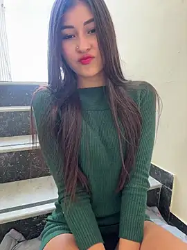 Snapshot of Aylin-fire chatting on 05.26.26 Aylin-fire online show from 05.26.26