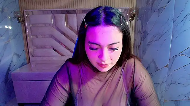 Snapshot of Kiara_Moon_r chatting on 07.07.26 Kiara Moon r online show from 07.07.26