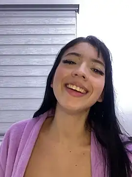 JeyLuxx online show from 06.18.26