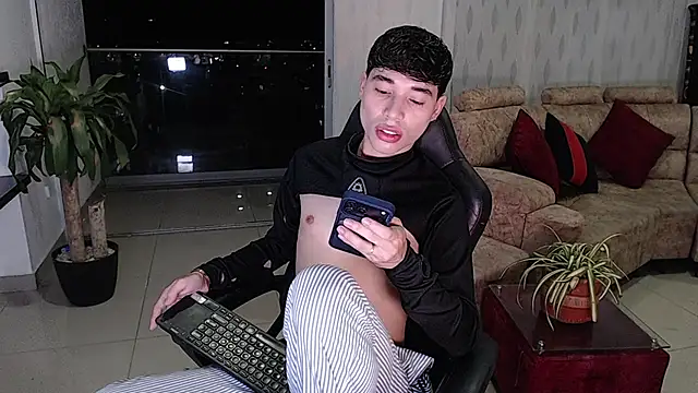 Snapshot of codd_doll chatting on 07.09.26 codd doll online show from 07.09.26