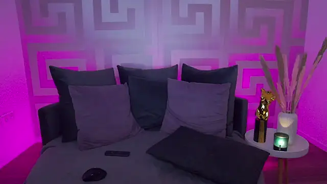 Mina Babe online show from 03.02.25