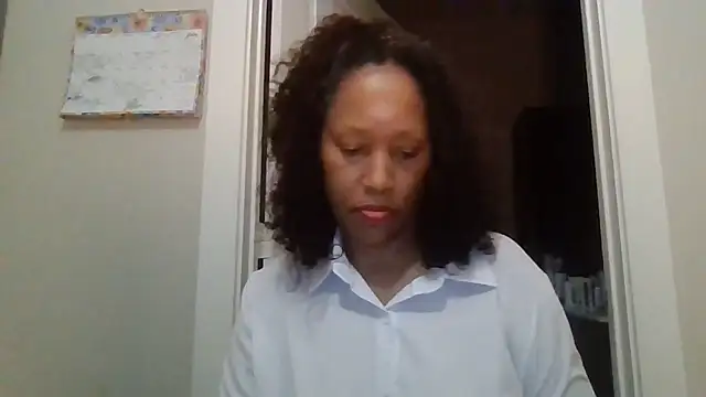 Snapshot of MsDeeLive chatting on 05.26.26 MsDeeLive online show from 05.26.26