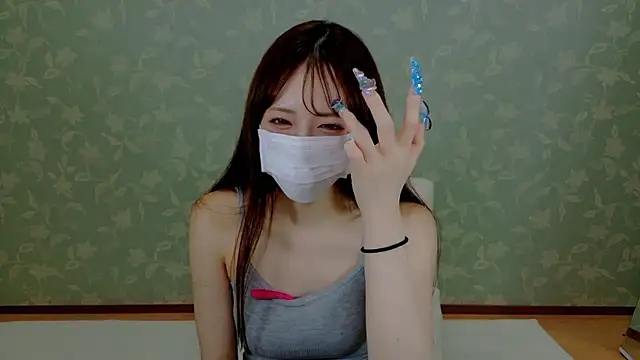 Snapshot of aoi_lol chatting on 06.24.26 aoi lol online show from 06.24.26