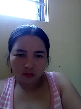 Snapshot of Giee00 chatting on 05.27.26 Giee00 online show from 05.27.26